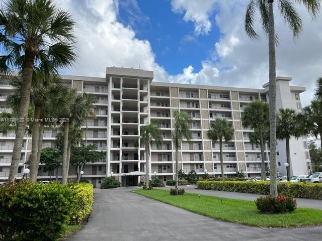 Photo - 3150 N Palm Aire Dr Condo Unit 606