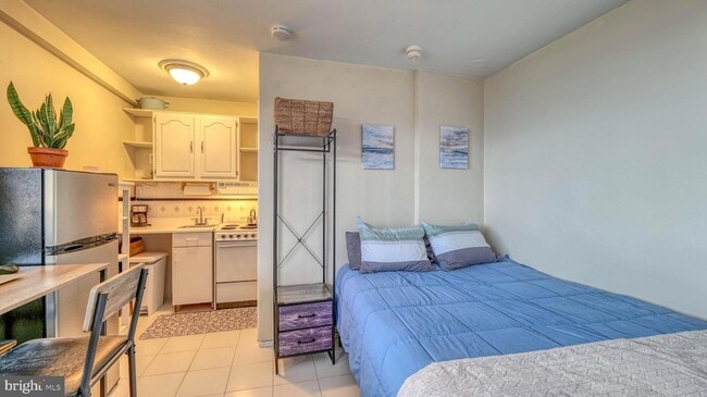 Photo - 108 S Montpelier Ave Unit 414