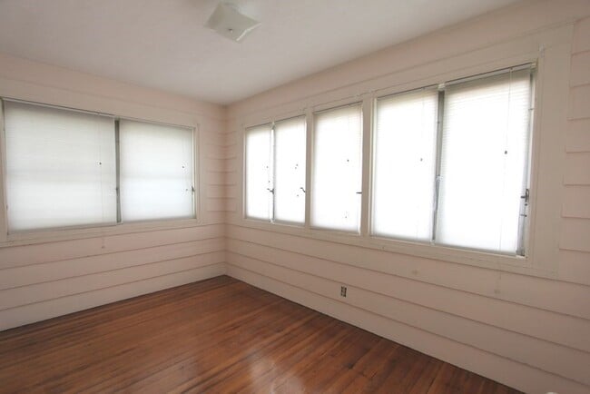Photo - 97 Langdon St Unit 1
