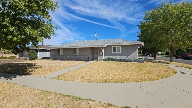 Building Photo - 45010 18th St W