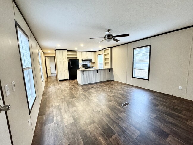 Photo - 3/2 in Pendleton Unidad 10