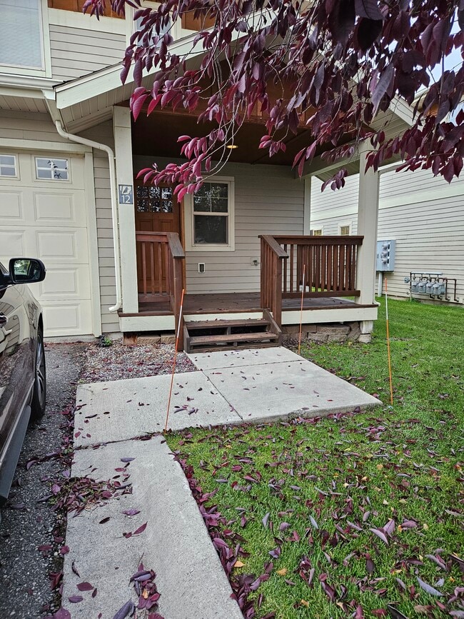Building Photo - 2933 N 27th Ave Unit #12