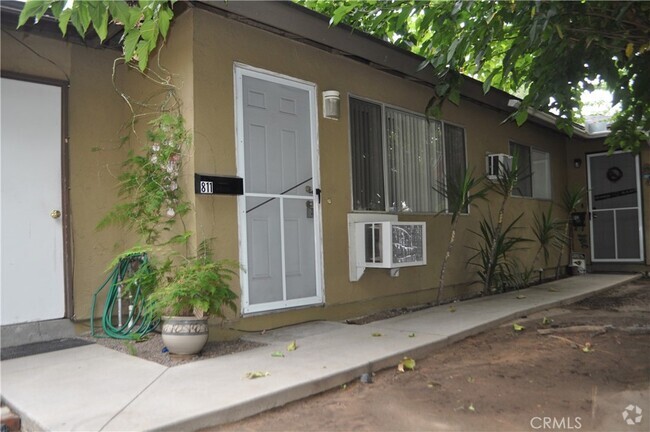 Building Photo - 811 W State St Rental