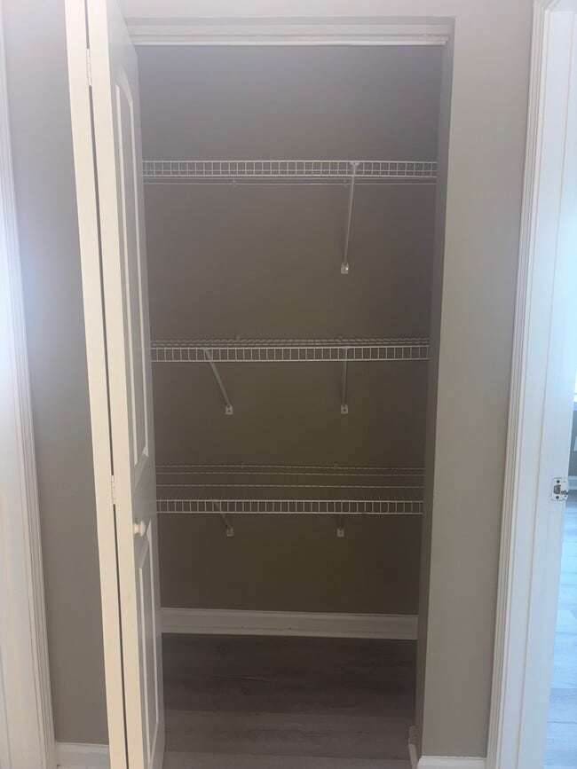 Photo - Summit Apartments