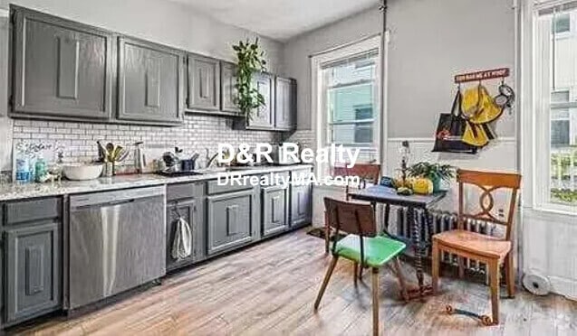 Building Photo - 21 Jaques St Unit 1 Rental