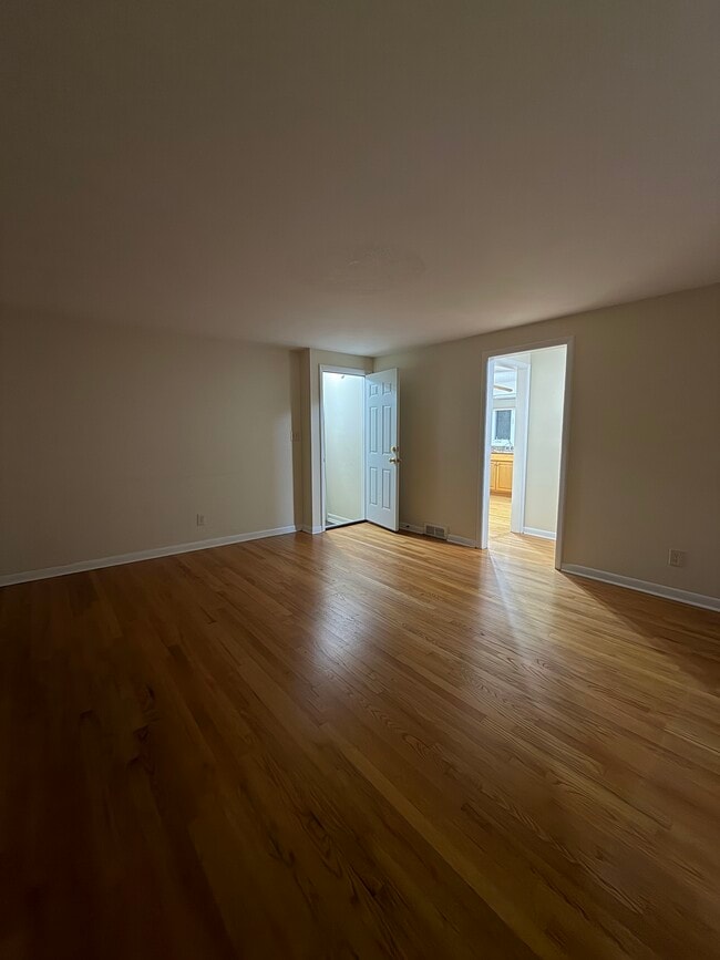 Photo - 1514 Caleb Ave