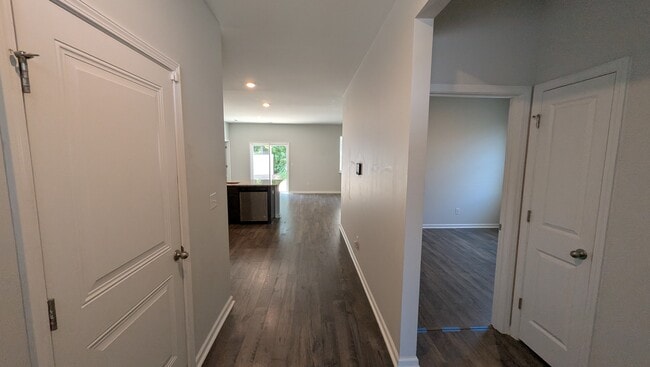 280 Forestbrook Cove Cir
