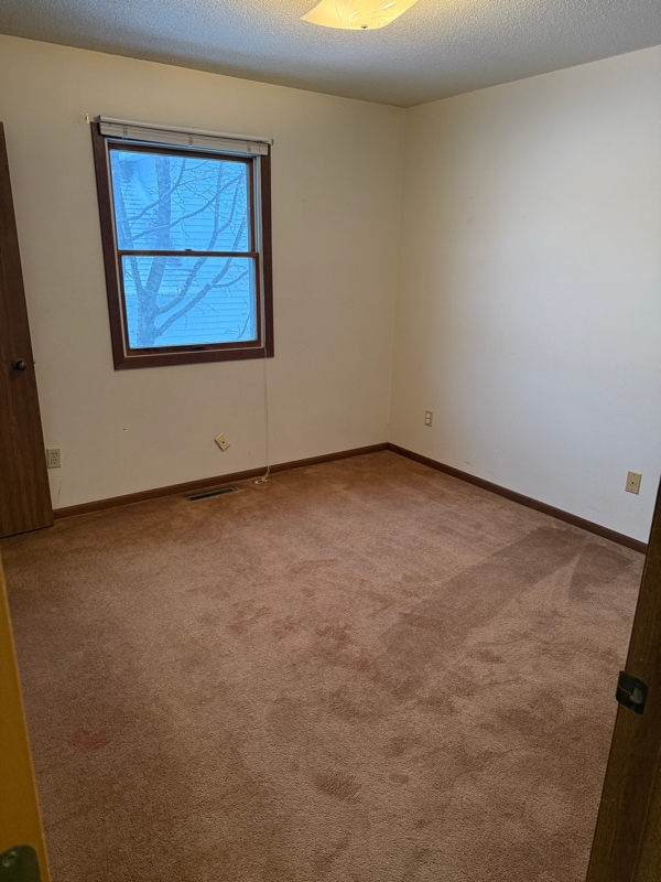 Photo - 512 L Hauser Rd