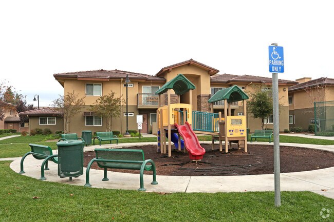 Playground - Tanager Springs II Apartments