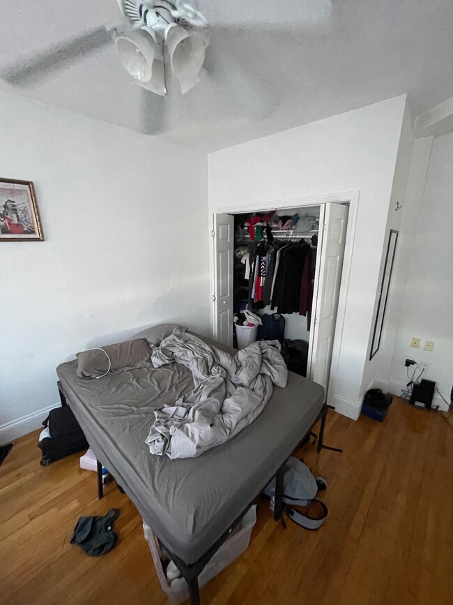 Photo - 70 Queensberry St Apartments