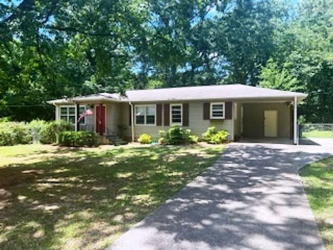Building Photo - Convenient 3BR/2BA in Vestavia near Collonade Rental