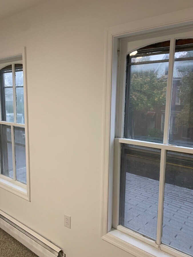 Photo - 1 E Broad St