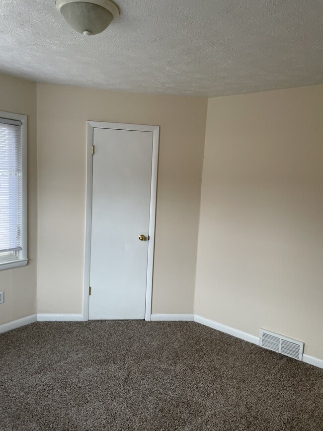 Bedroom 1 - 310 Galvin Rd N Unit 3