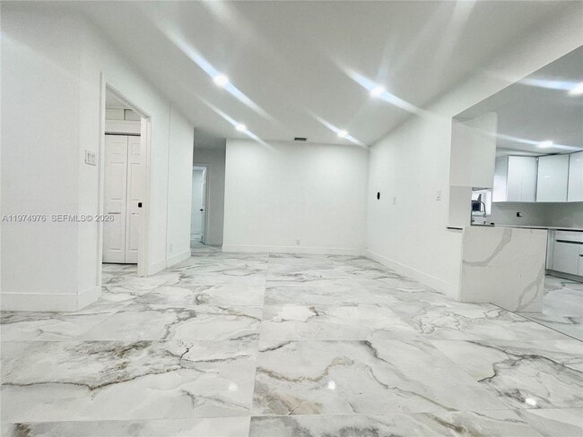 Photo - 1649 NE 8th Ave