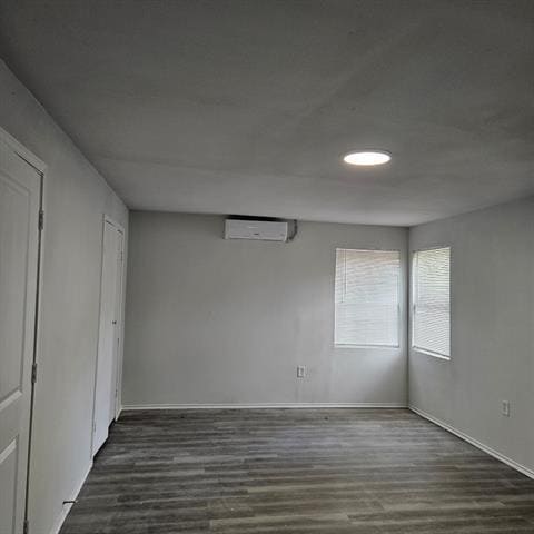 Photo - 1403 E 4th Ave