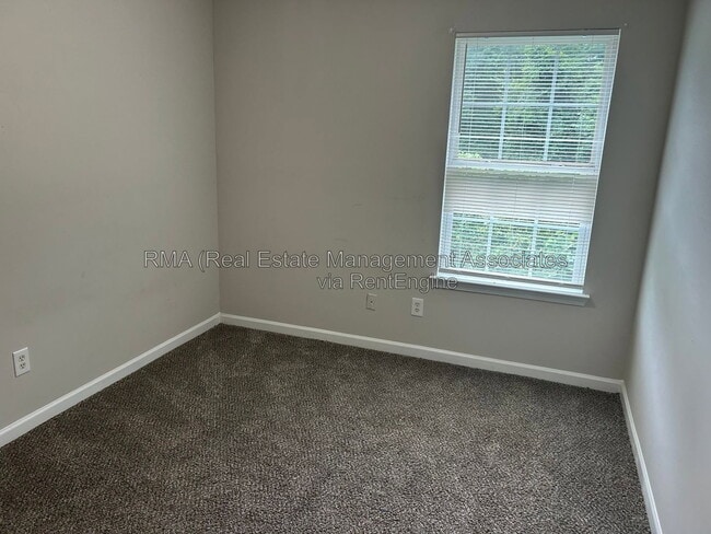 Photo - 1749 Carrington Dr
