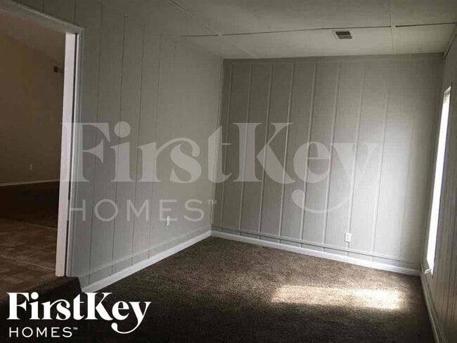 Photo - 5749 Jardin Pl