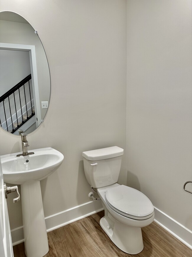 Photo - 828 Teacher Mitchell Rd