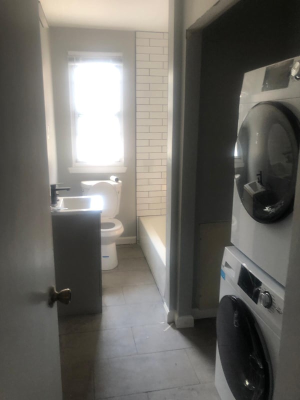 Photo - 216 White Horse Pike Unidad B