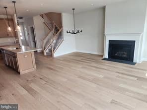 Photo - 328 Foxtail Ln