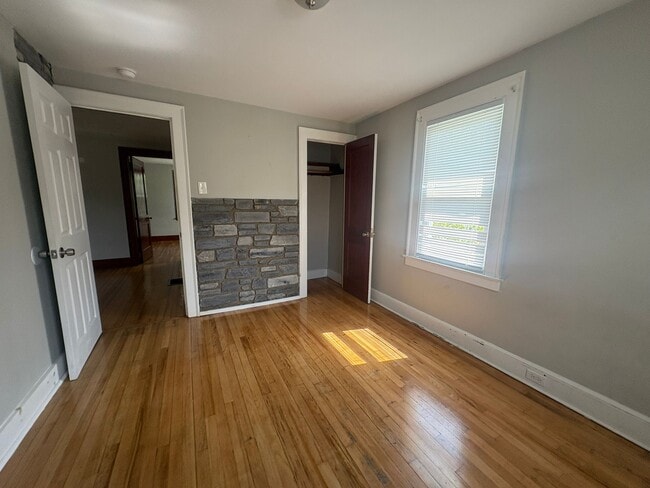 Photo - 119 Warner St