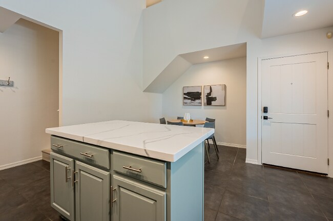 Photo - 7829 N 21st Ave