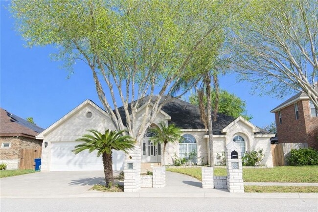 Building Photo - 13 N 12th St