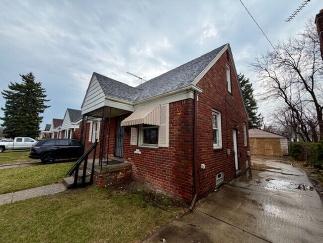 Photo - Updated 3-Bedroom, 1-Bath Brick Bungalow Home for Lease – Must See! Welcome Section 8