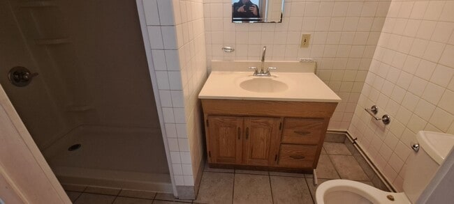 Photo - 129 College Ave Unidad Ground Apt