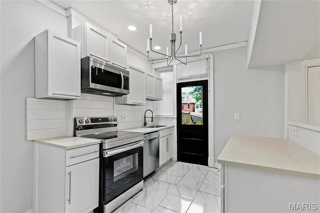 Photo - 4237 Shenandoah Ave