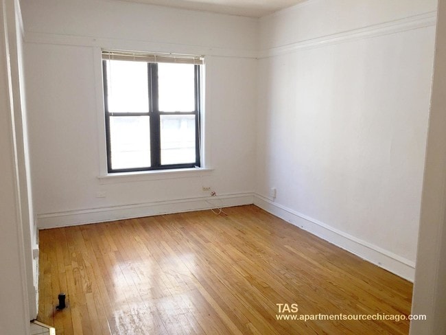 Photo - 636.5 W Arlington Pl Unit 50