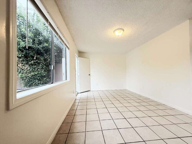 Photo - 14041 Orizaba Ave