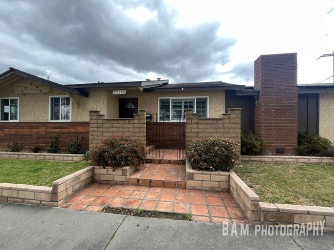 Building Photo - 20604 Wardham Ave Rental