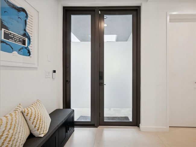 Photo - 3458 Day Ave