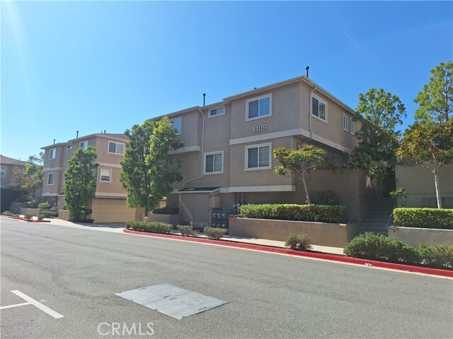 Building Photo - 1409 Lomita Blvd Rental
