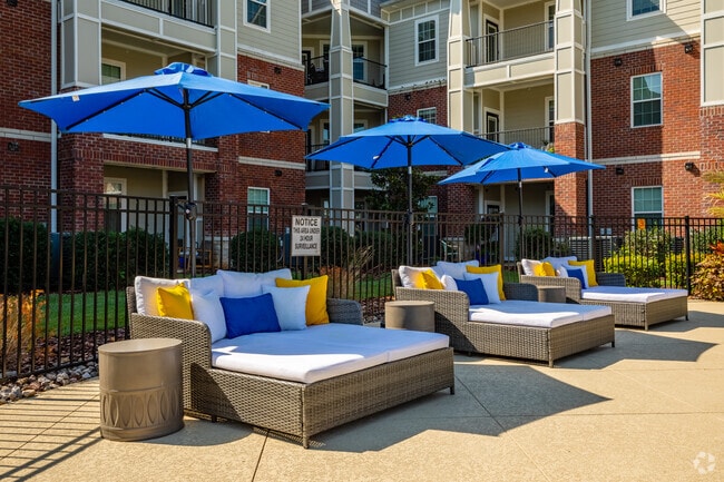 Salón al aire libre - Olde Towne at Mt. Victor Apartments