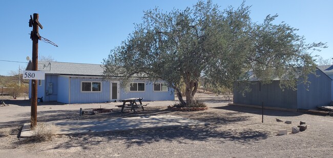 Building Photo - 580 N Mesquite Ln Rental