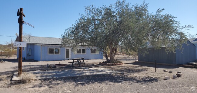 Building Photo - 580 N Mesquite Ln Rental