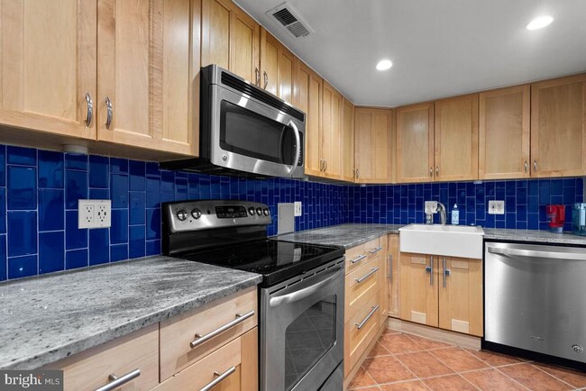 Photo - 1434 Potomac Ave SE Unidad 2