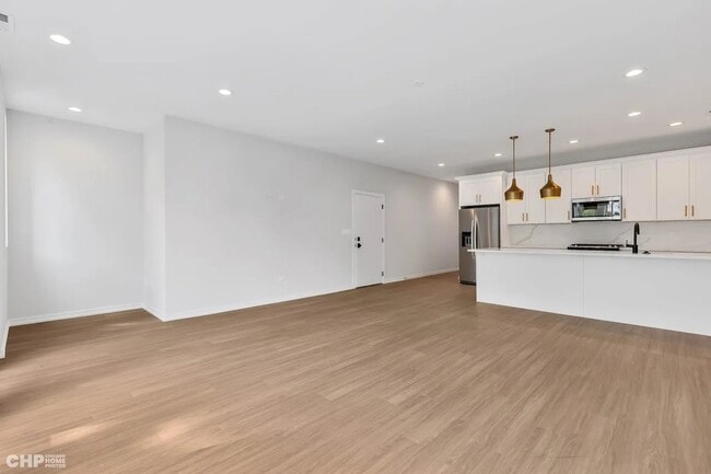 Photo - 5434 S Michigan Ave Unidad 2