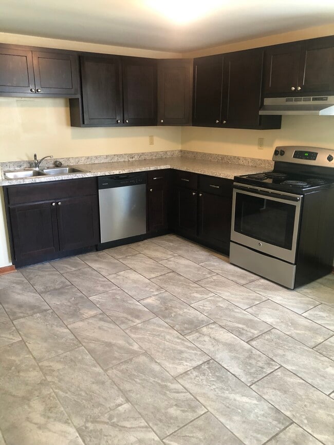 Photo - 500 S Depeyster St