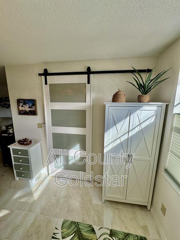 Photo - 1 Quails Run Blvd