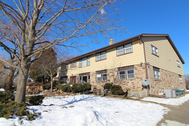 Photo - 6875 Kathleen Ct