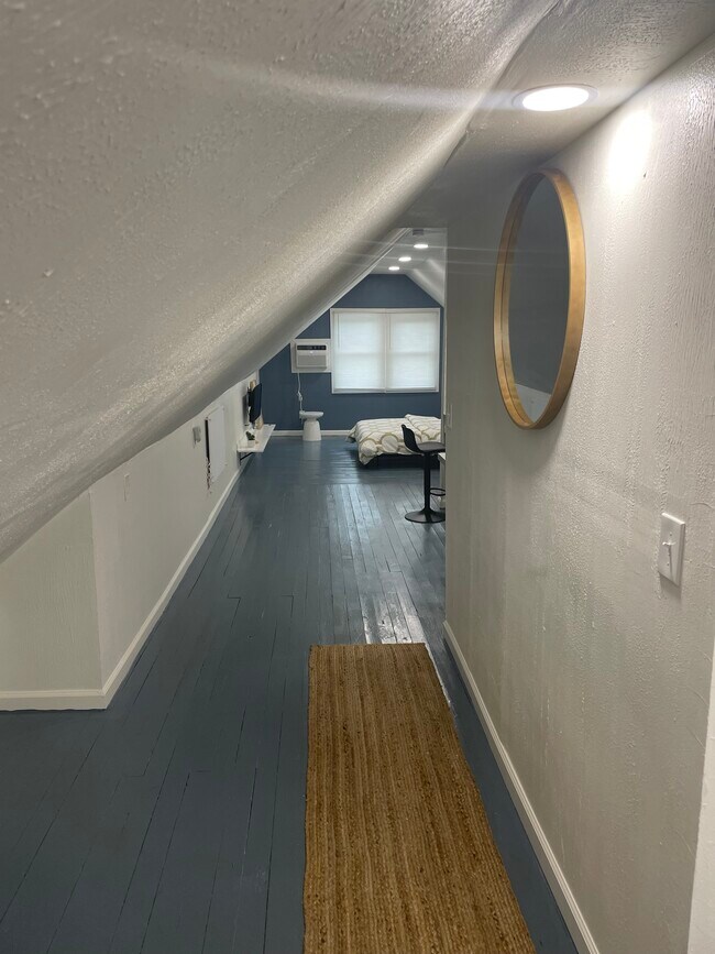 Photo - 10612 Bernard Ave Unit 3