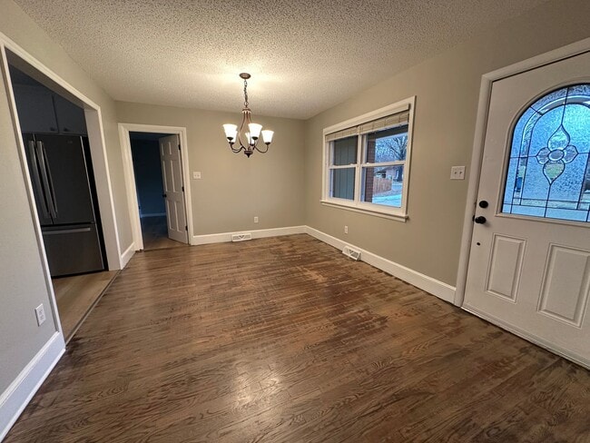 Photo - 4-Bedroom Ranch Home