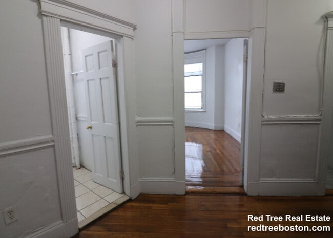 Photo - 409 Huntington Ave Unit 2