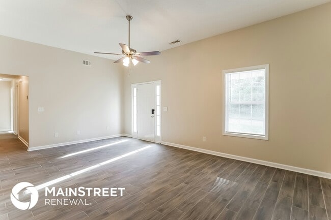 Photo - 719 Woodwind Dr