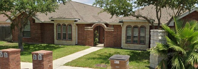 Photo - 720 S Logan Dr Apartment