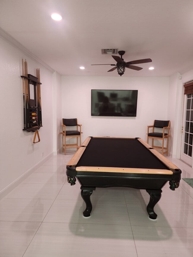 Photo - 400 SW 15th Dr