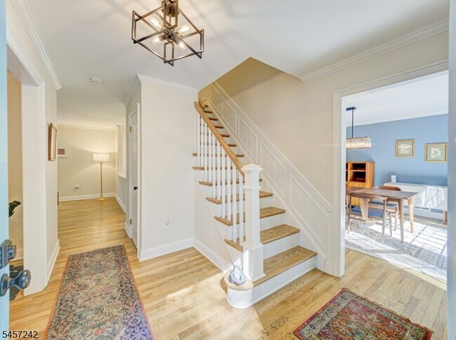 152 Woolf Rd